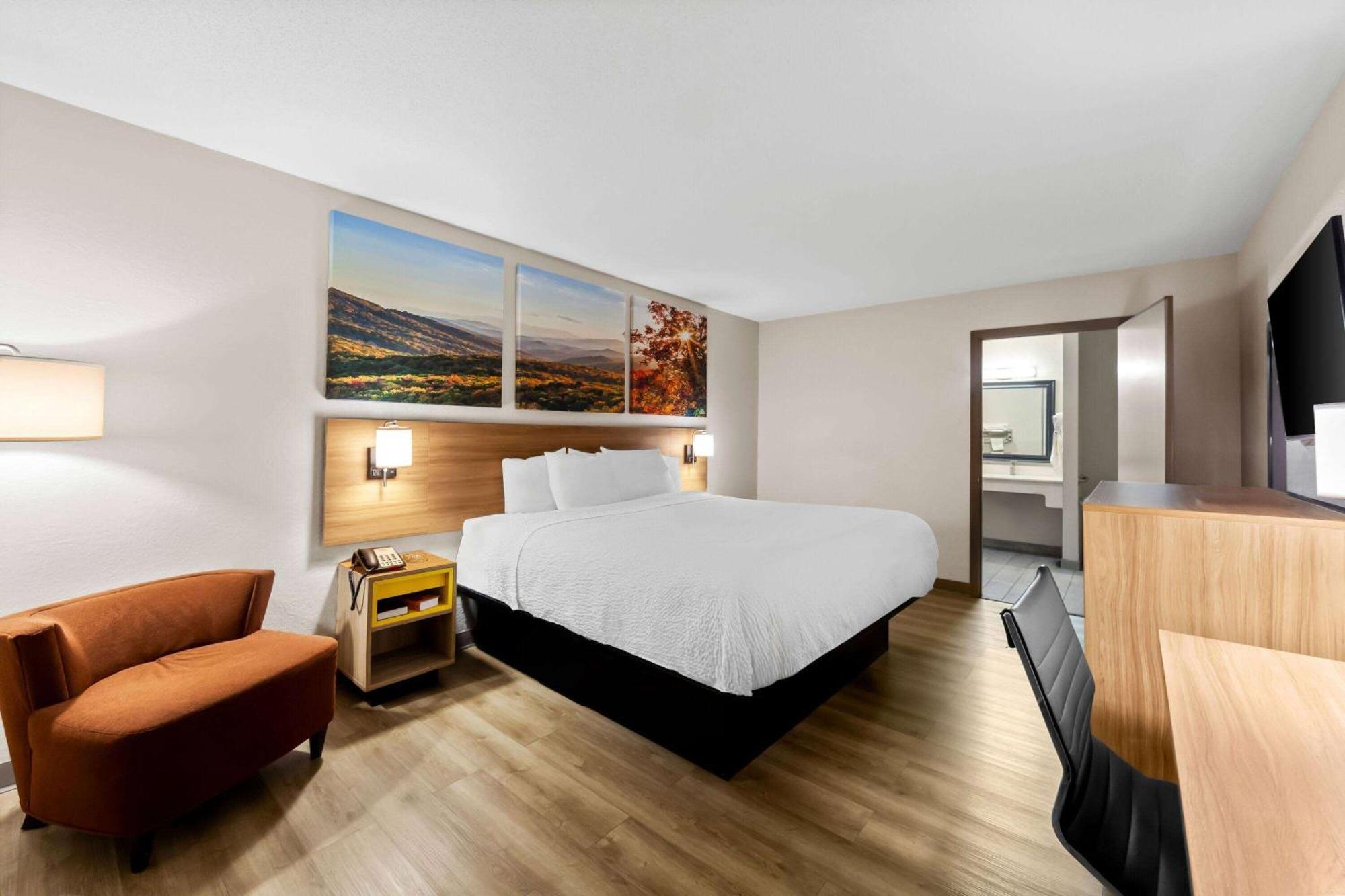 Days Inn By Wyndham Brownsville Exteriör bild