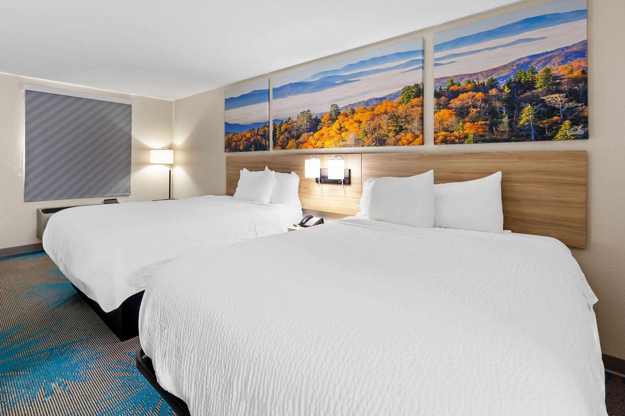 Days Inn By Wyndham Brownsville Exteriör bild